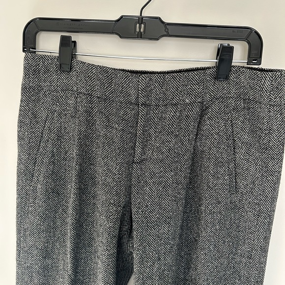 Alice and Olivia wool blend pants, size 4 - Picture 2 of 6